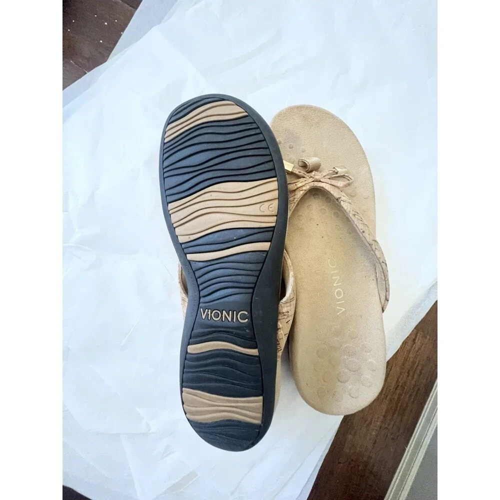 Vionic Bella II Gold Cork Toe Post Sandals Womens Size 8 Orthotic Arch Support